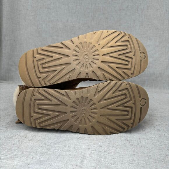 UGG Boots Customizable Bailey Bow Short Chestnut Tan Sheepskin Women's Size 8 - Picture 7 of 11